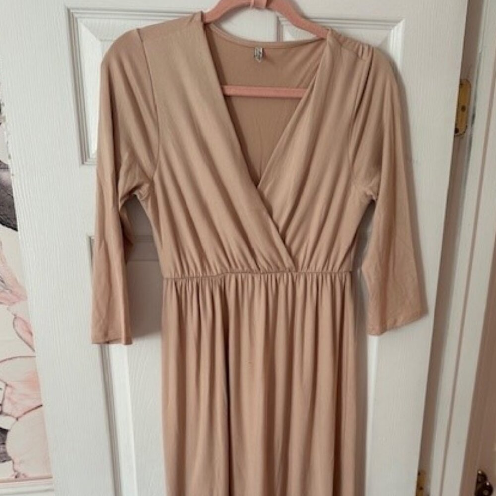 Gently Worn Tan Maternity Dress – Comfortable & Stylish, Size  L